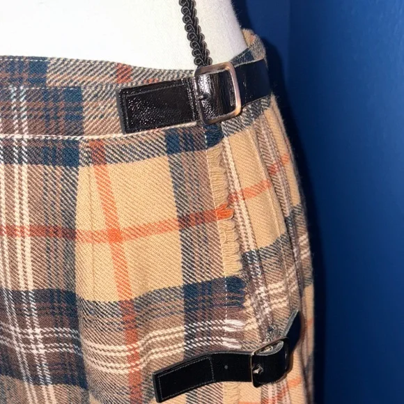 Vintage 1970’s Pringle Wool Kilt-Style Wrap Skirt - Picture 3 of 9